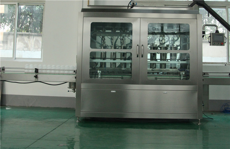 Ketchup-Füllmaschine